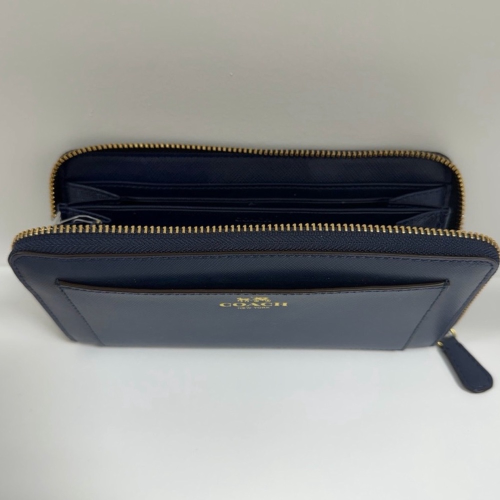 NWT Coach Navy Blue Zip Around Wallet Gold Hardware Leather Wallet - Picture 5 of 7